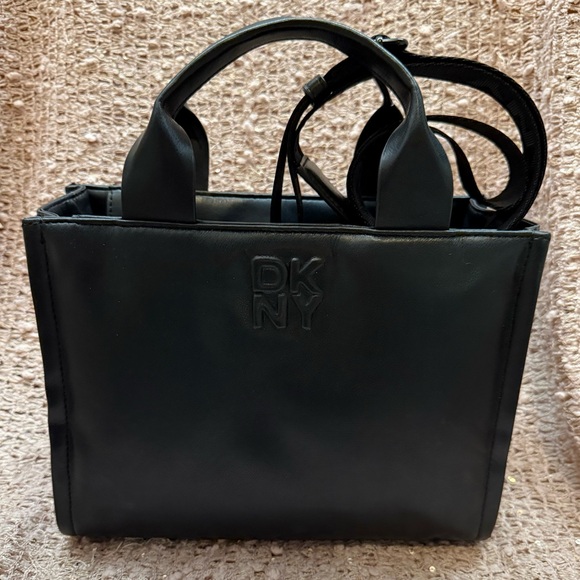 Dkny Handbags - DKNY Black Handbag